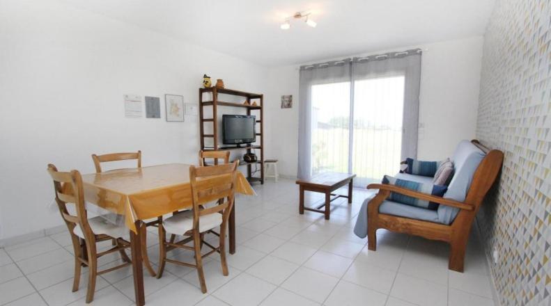 Les Gites Des Noyerettes Besayes Exterior photo