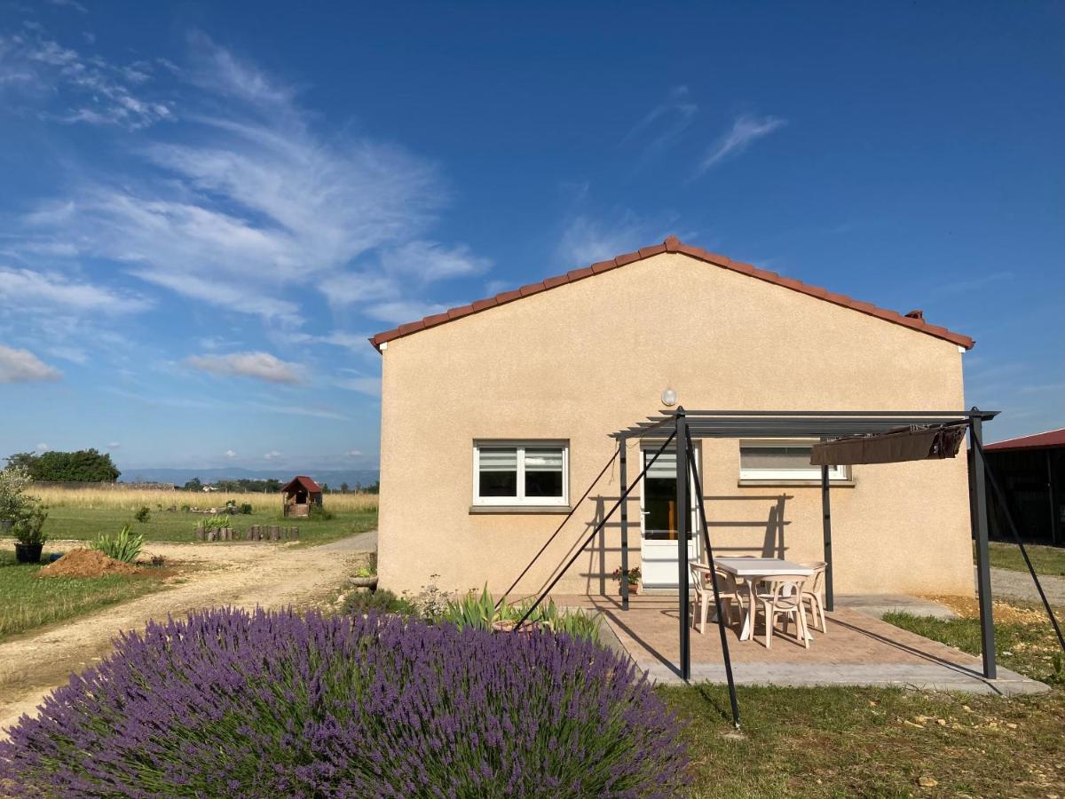 Les Gites Des Noyerettes Besayes Exterior photo